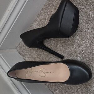 Black Stilletos